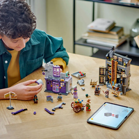 LEGO® Harry Potter™ Оливандър и дрехи от Мадам Молкин 76439
