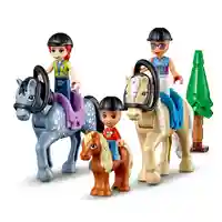 LEGO® Friends Горски център за езда 41683