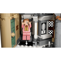 LEGO® Harry Potter™ Замъкът Хогуортс Източно крило 76473