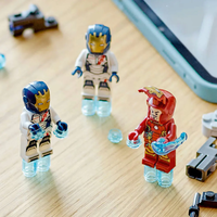 LEGO® Marvel Железния човек и Железния легион срещу Хидра 76288