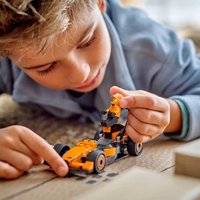 LEGO® City F1® Пилот със състезателна кола McLaren 60442