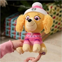 Музикална плюшена играчка Spin Master Paw Patrol Holiday Plushy, 20 см.