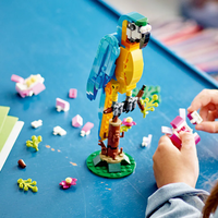 LEGO® Creator Екзотичен папагал 31136