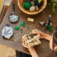 LEGO® Jurassic World Вкаменелости от динозаври: череп на тиранозавър рекс 76964