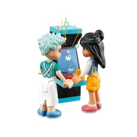 LEGO® Friends Ресторант в центъра на Хартлейк 41728