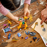 LEGO® NINJAGO® Битка с робота на Арин 71804