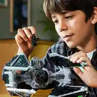 LEGO® Star Wars™ Диорама на преследването на Ендор 75353