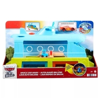 Писта Mattel Color Change Whale Car Wash с една кола Lightning McQueen