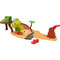Писта Mattel Cars Dino Playground, с една кола Lightning McQueen