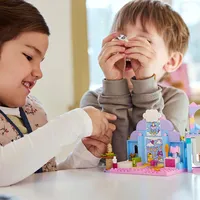 LEGO® Gabby's Dollhouse Котешката градина на Габи 10796
