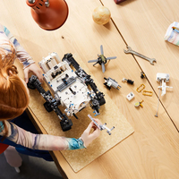 LEGO® Technic Марсоходът на НАСА Пърсивиърънс 42158