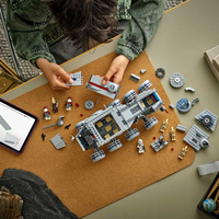 LEGO® Star Wars™ Бронетранспортьор на републиката 75413