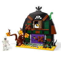 LEGO® Хелоуинска плевня 40721