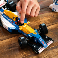 LEGO® Icons F1® Williams Racing FW14B и Nigel Mansell 10353