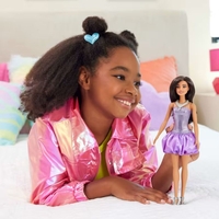 Кукла Mattel Barbie Fashionistas с кафява коса и блестяща лилава рокля