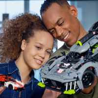 LEGO® Technic PEUGEOT 9X8 24H Le Mans Hybrid Hypercar 42156