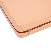 Табла в бежов калъф