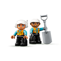 LEGO® DUPLO® Камион и екскватор с вериги 10931