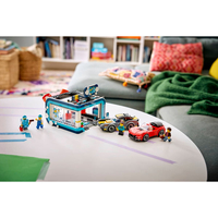 LEGO® City Автомивка с преминаване на колата 60497