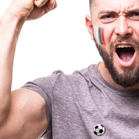 Емайлирана брошка за дрехи и аксесоари - Футболна топка