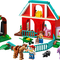 LEGO® Disney и Pixar Toy Story 5 Ранчото за коне на Блейз 43304