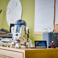 LEGO® Star Wars™ R2-D2 75379