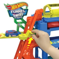 Писта Mattel Hot Wheels Автомивка с тунел, с количка
