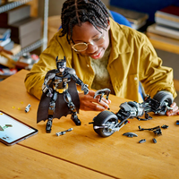 LEGO® DC Batman™ Батман и мотоциклет 76273