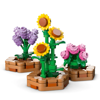 LEGO® Friends Пчеларска къща и цветна градина 42669