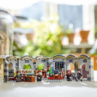 LEGO® Harry Potter™ Замъкът Хогуортс: Час по отвари 76431