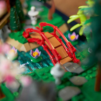 LEGO® Icons Градина на спокойствието 10315