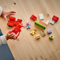 LEGO® DUPLO® Peppa Pig Трактор и пазар 10468