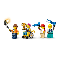 LEGO® City Рампа за състезателни коли 60460