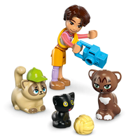 LEGO® Friends Апартаменти и магазини в Хартлейк Сити 42670