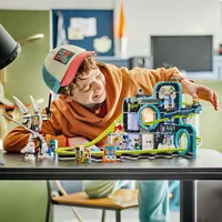LEGO® City Увеселителен парк с роботи 60421