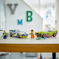 LEGO® City Преследване с полицейска кола 60415
