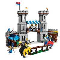 LEGO® Creator Средновековен замък на конния рицар 31168