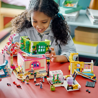 LEGO® Friends Обществен център Хартлейк Сити 41748