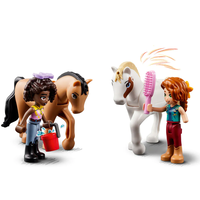 LEGO® Friends Конюшнята на Отъм 41745