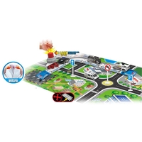 Килимче за игра с коли Raya Toys Град, с писта с изстрелвачка и аксесоари