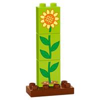 LEGO® DUPLO® Градината и дървесна къща на Пепа 10431