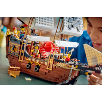 LEGO® Creator Емблематичен пиратски кораб 31387