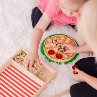 Дървен игрален комплект Melissa and Doug Пица парти