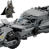 LEGO® DC Batman™ Батман срещу Супермен Батмобил 76331