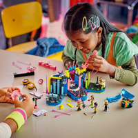 LEGO® Friends Шоу за музикални таланти в Хартлейк Сити 42616