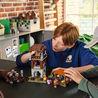 LEGO® Minecraft® Кулата на грабителите и Опустошителя 21278