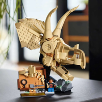 LEGO® Jurassic World Вкаменелости от динозаври череп на трицератопс 76969