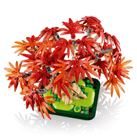 LEGO® Botanicals Бонзай Червен японски клен 10348