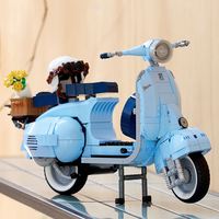 LEGO® Icons Веспа 10298
