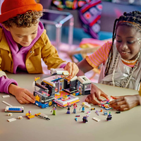 LEGO® Friends Бус за турне на поп звезди 42619